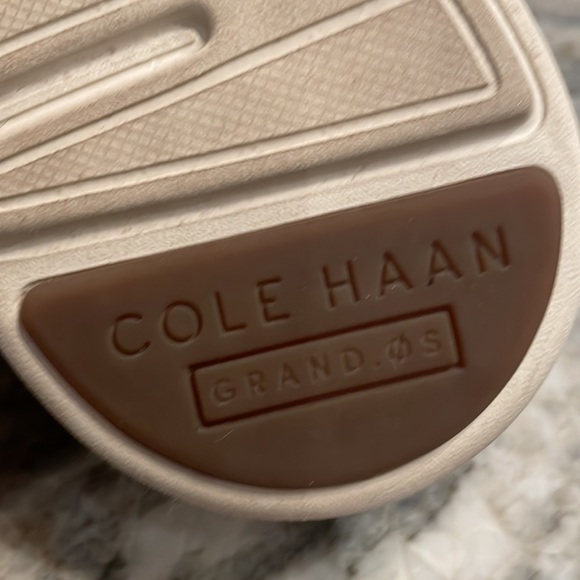 Men’s Cole Haan Sneakers in Grey Size: 8 - Picture 7 of 7